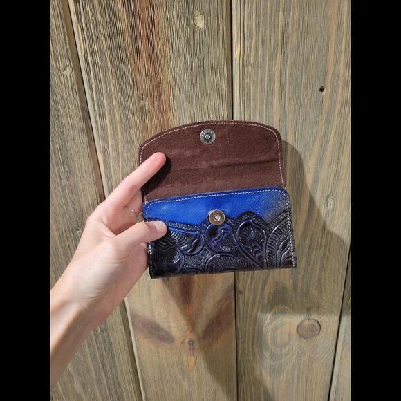 New handtooled leather wallet - Picture 2 of 4